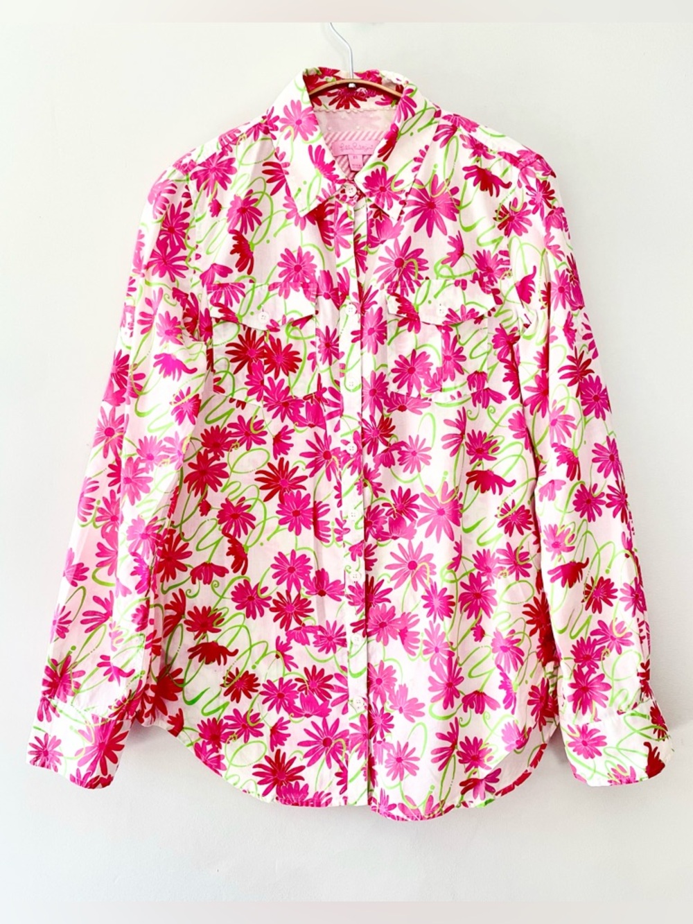 Lilly Pulitzer Pink Floral Button Down Blouse Preppy Resort Coastal Shirt Women